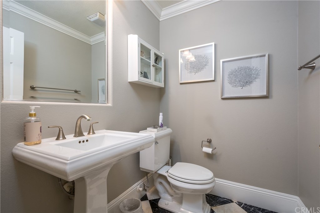 7 Weldon Heights Ladera Ranch, CA 92694 - Photo 16 of 58