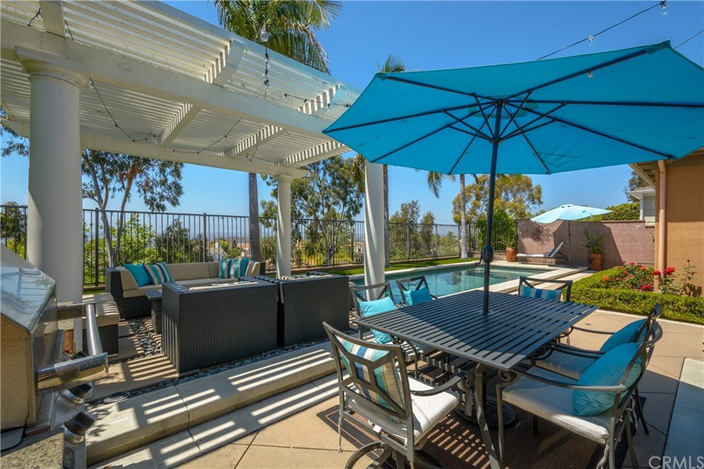 7 Weldon Heights Ladera Ranch, CA 92694 - Photo 30 of 58