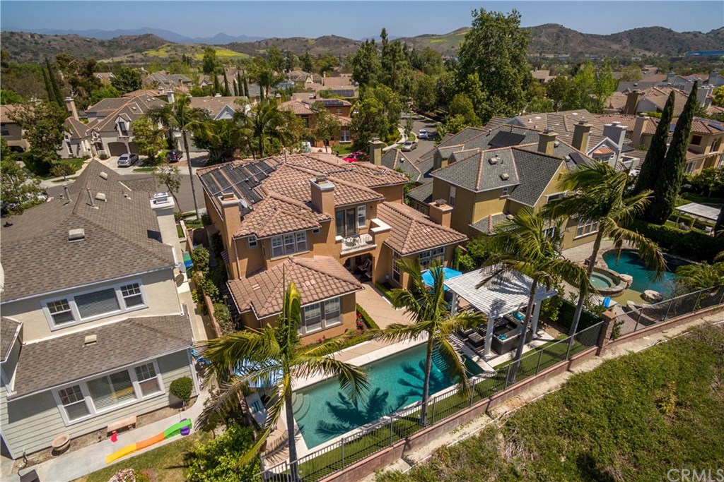 7 Weldon Heights Ladera Ranch, CA 92694 - Photo 10 of 58