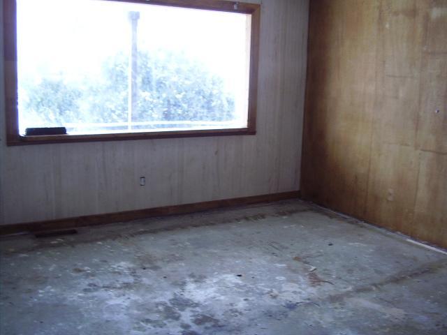 481 Smith Road Columbus, OH 43228 - Photo 3 of 7 Gallery Image 3