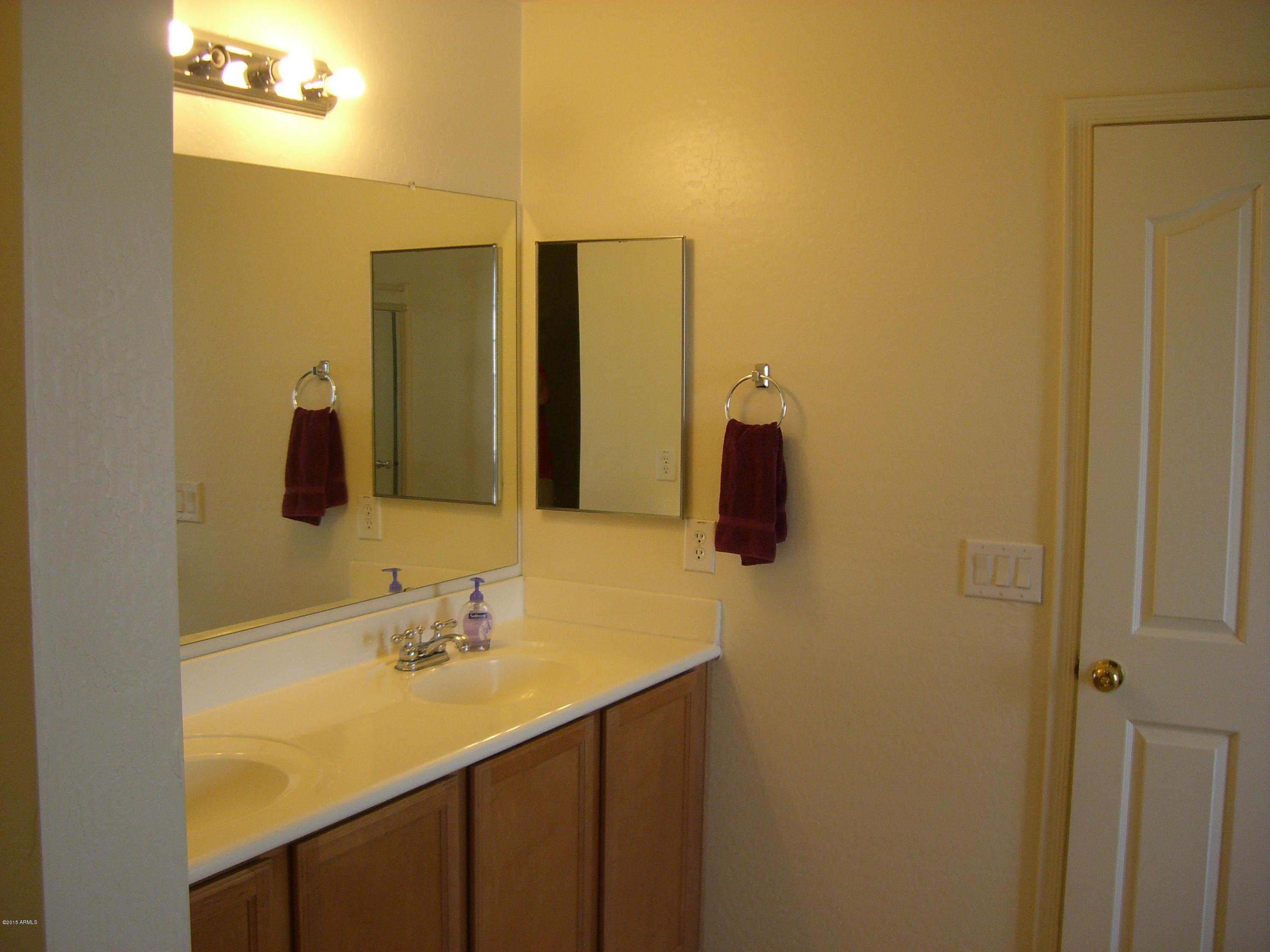 18491 North Madison Road Maricopa, AZ 85139 - Photo 19 of 32 MADISON-MASTER BATH