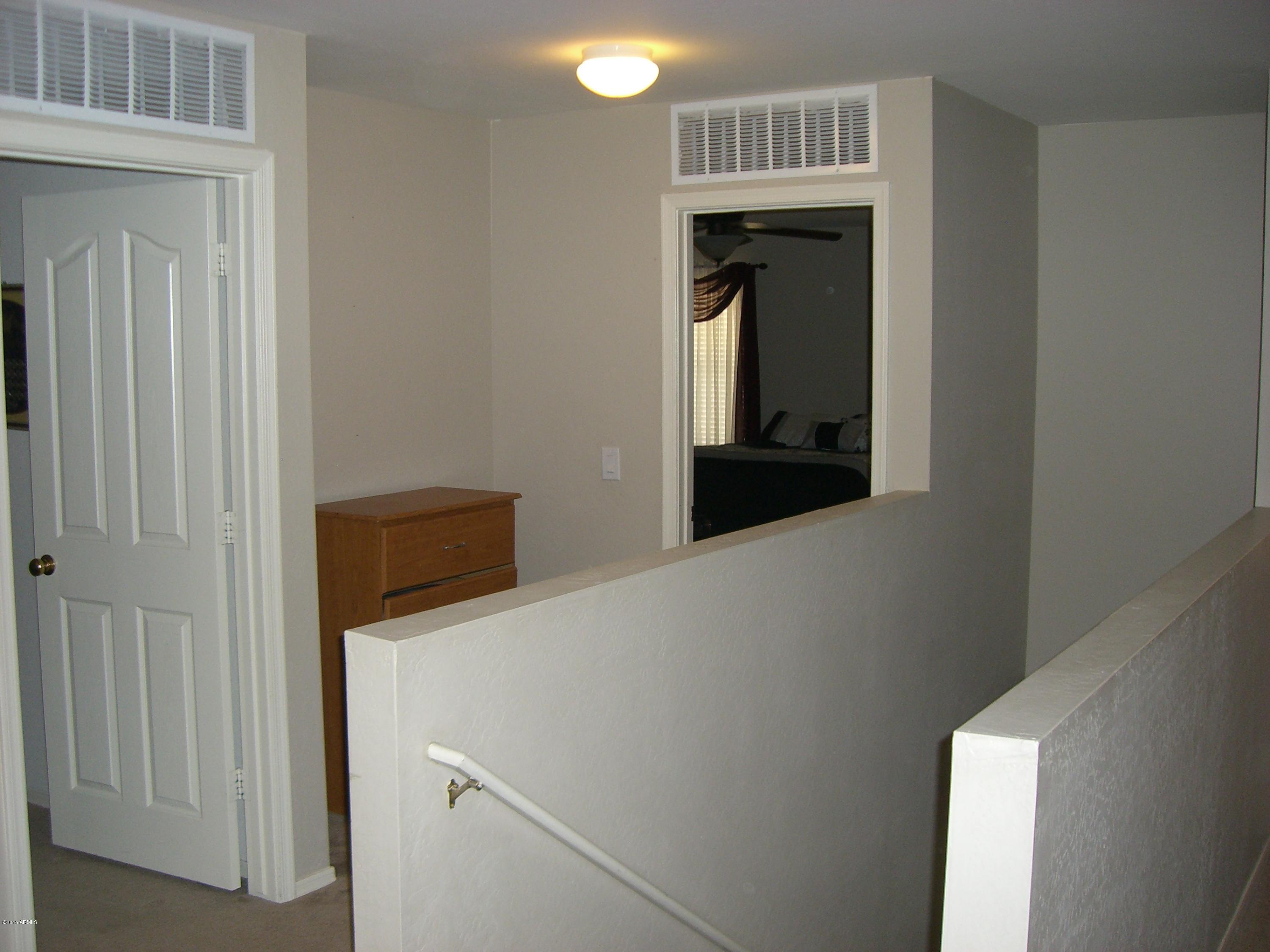 18491 North Madison Road Maricopa, AZ 85139 - Photo 25 of 32 MADISON-LOFT NICHE