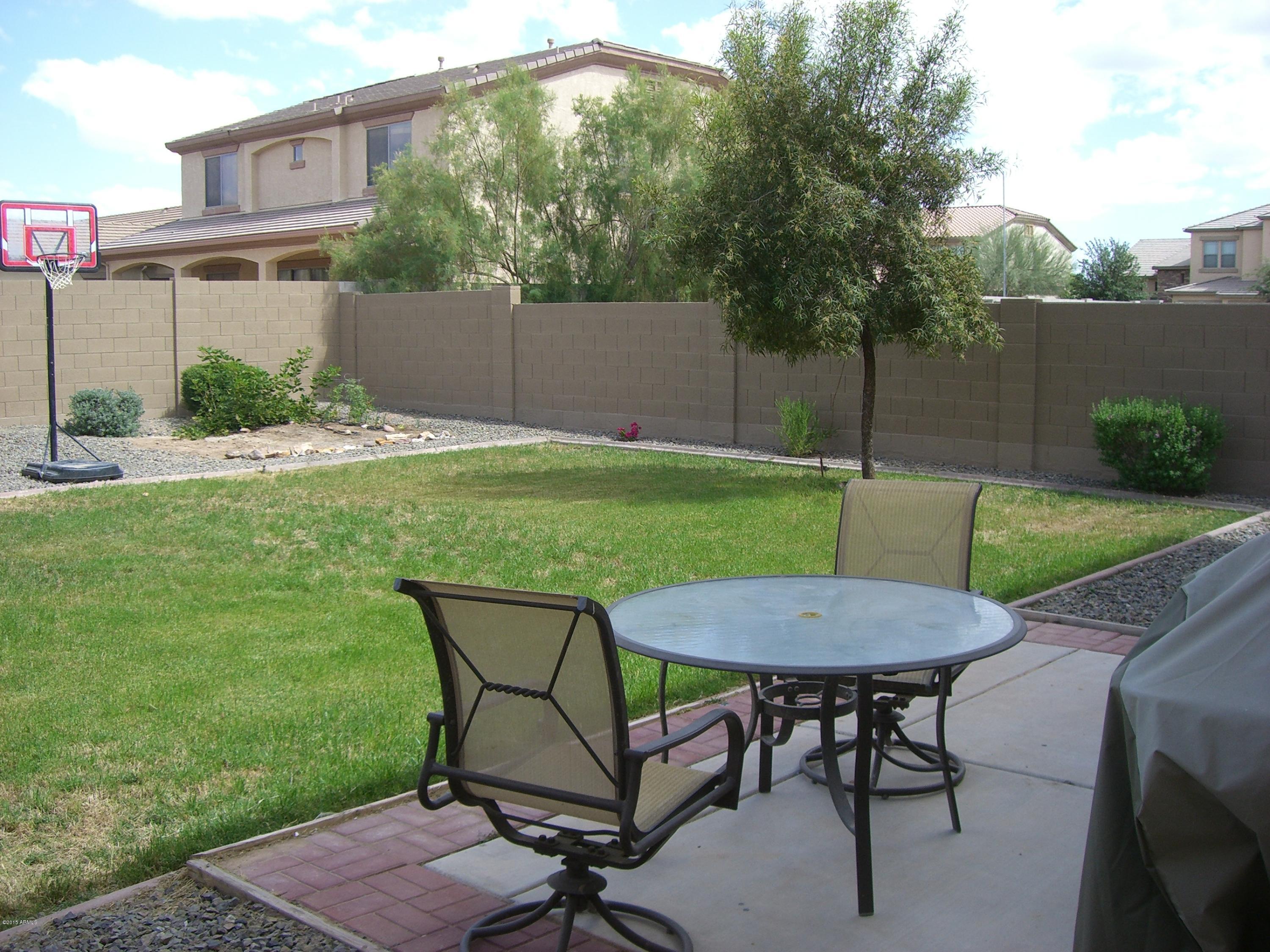 18491 North Madison Road Maricopa, AZ 85139 - Photo 30 of 32 MADISON-BACKYARD PATIO