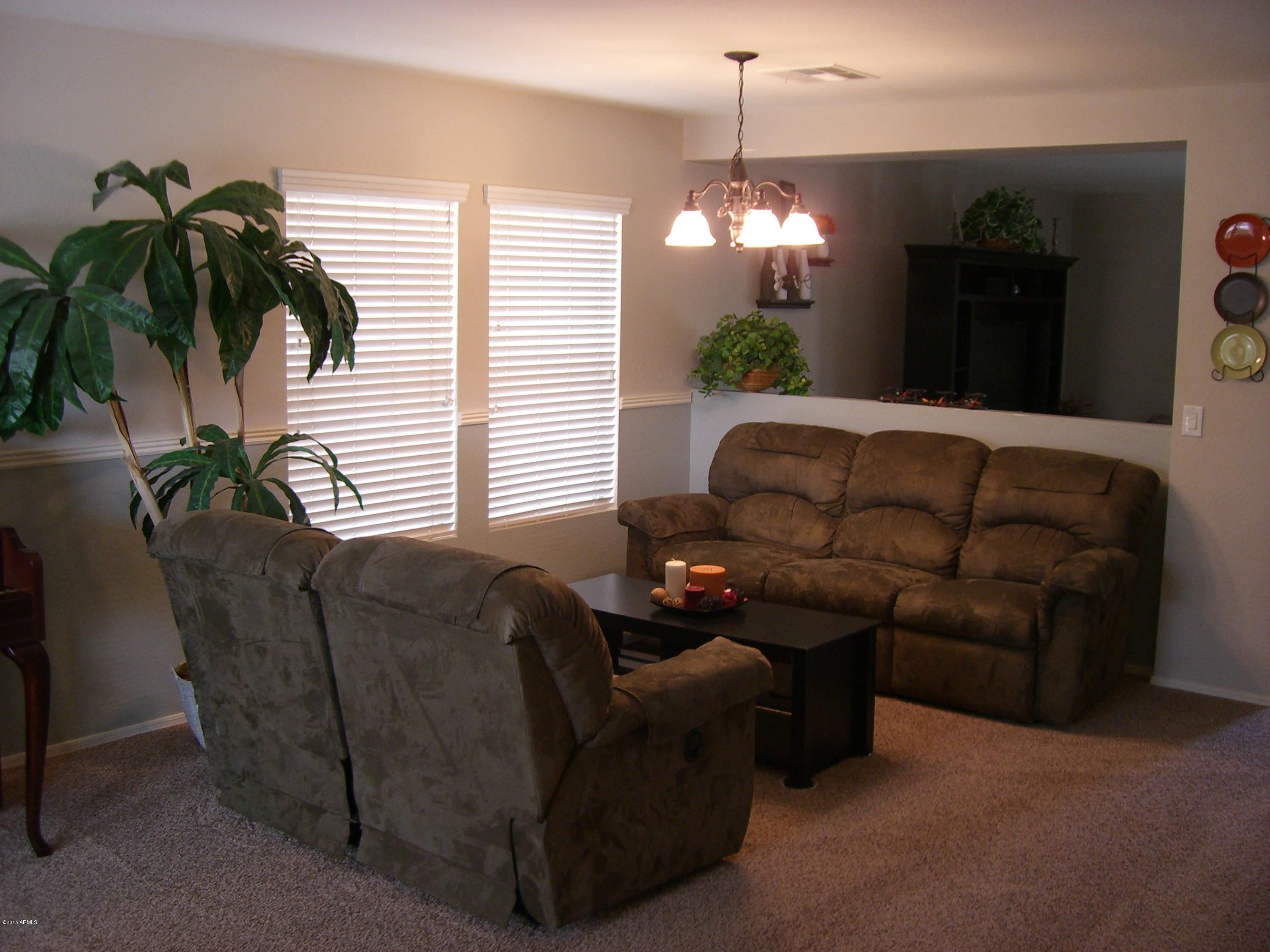 18491 North Madison Road Maricopa, AZ 85139 - Photo 3 of 32 MADISON-FORMAL LIVING & DINING 3