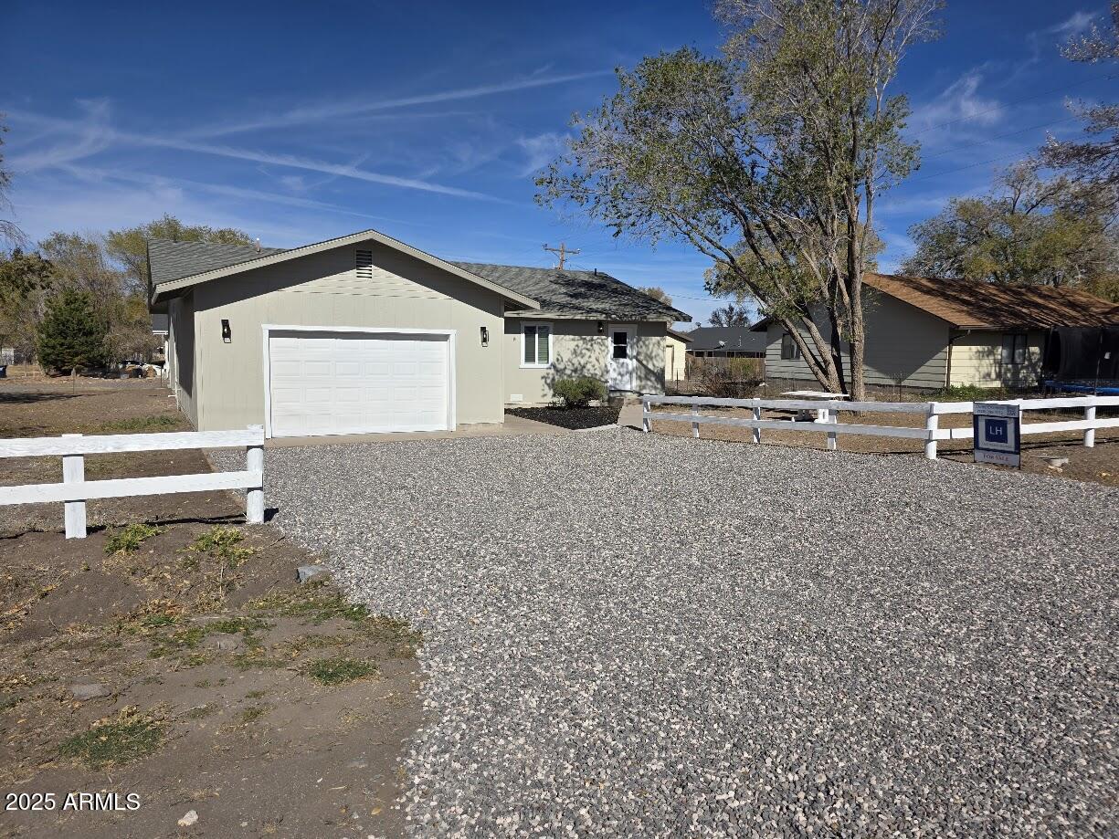 142 West 7th Street Eagar, AZ 85925 - Photo 2 of 25 a house view with a outdoor space