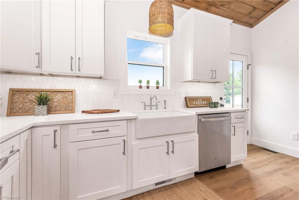 3598 Clingman Road Ronda, NC 28670 - Photo 13 of 35 Farmhouse Sink! Quartz Countertops! Soft close cabinetry!