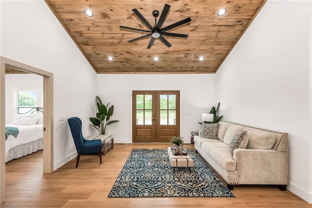 3598 Clingman Road Ronda, NC 28670 - Photo 16 of 35 Gallery Image 16