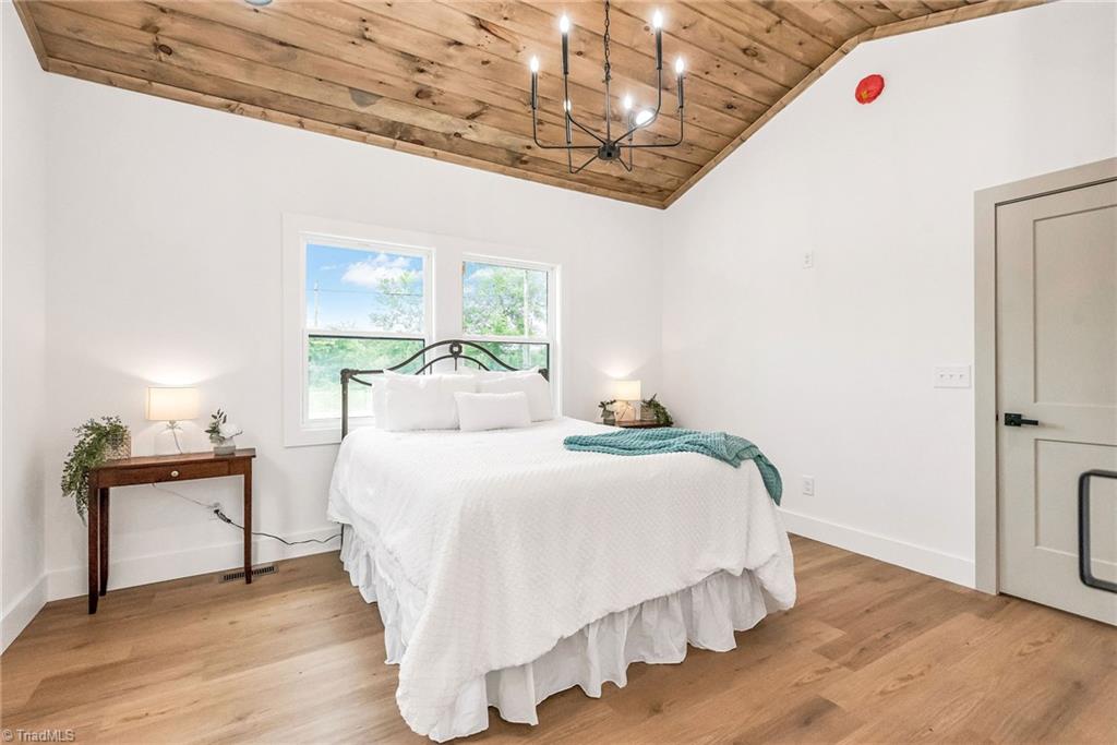 3598 Clingman Road Ronda, NC 28670 - Photo 20 of 35 Gallery Image 20