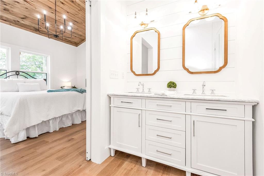 3598 Clingman Road Ronda, NC 28670 - Photo 24 of 35 Double Vanity in Master Bath!