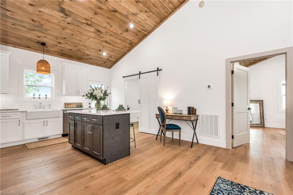 3598 Clingman Road Ronda, NC 28670 - Photo 10 of 35 Gallery Image 10