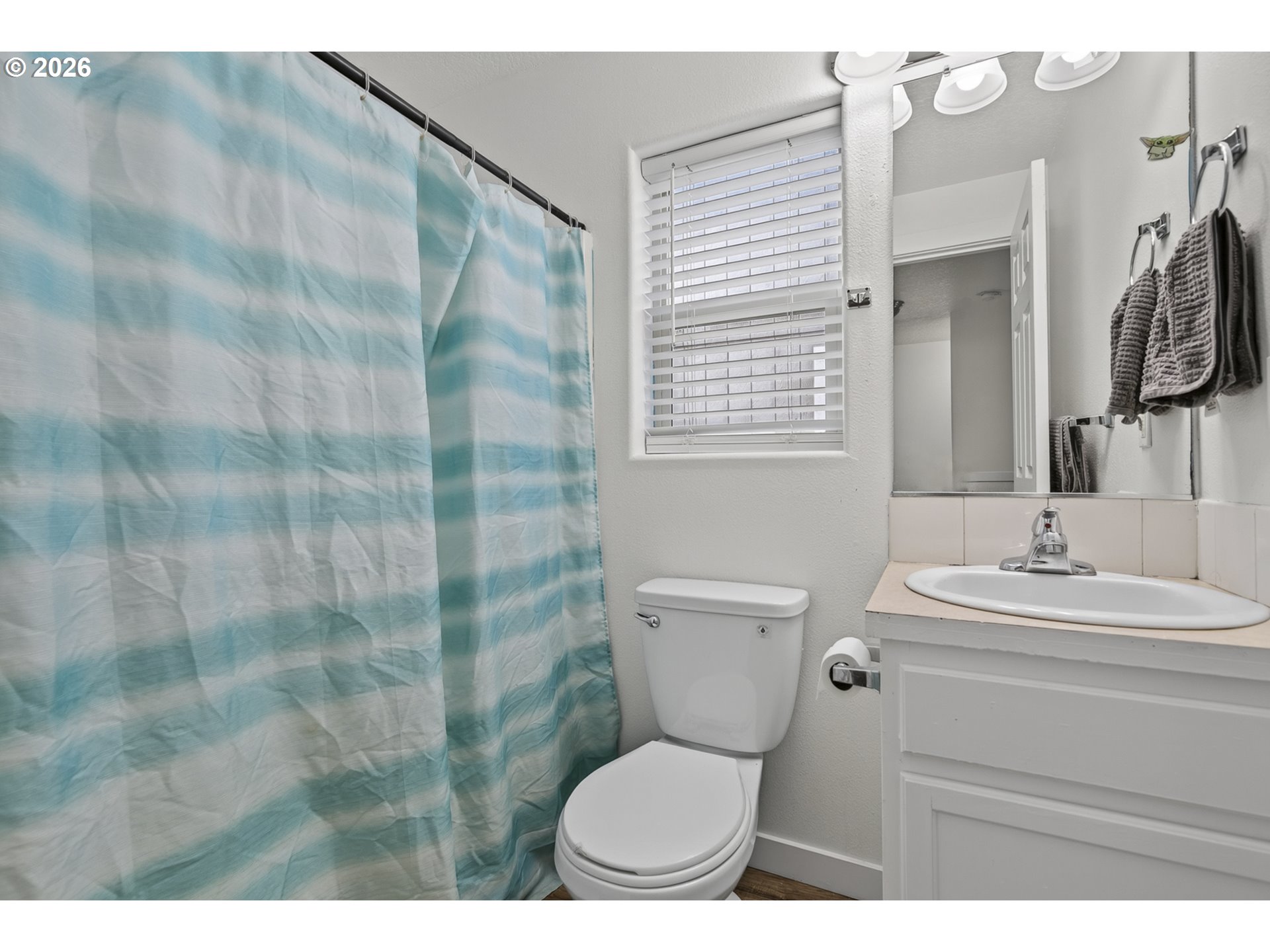 871 North 20th Way Cornelius, OR 97113 - Photo 24 of 37 Bathroom
