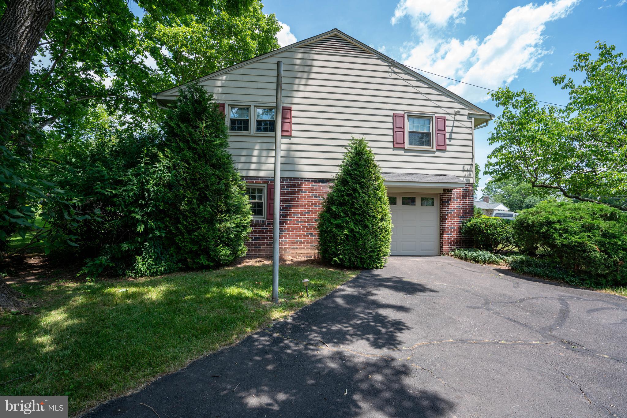 1104 Old Post Road Perkasie, PA 18944 - Photo 3 of 45 Gallery Image 3