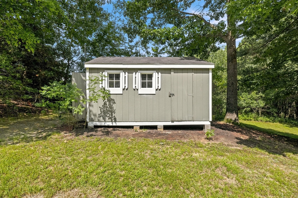 1725 Shirley Road Lancaster, MA 01523 - Photo 33 of 40 Gallery Image 33