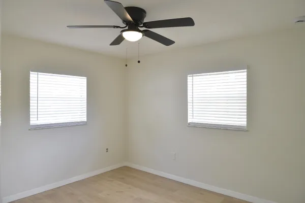 $2,400 | 3005 Tennessee Avenue, Fort Pierce, FL 34947
