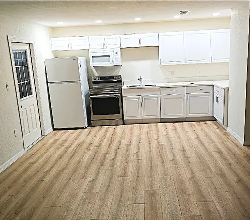 $2,400 | 3005 Tennessee Avenue, Fort Pierce, FL 34947