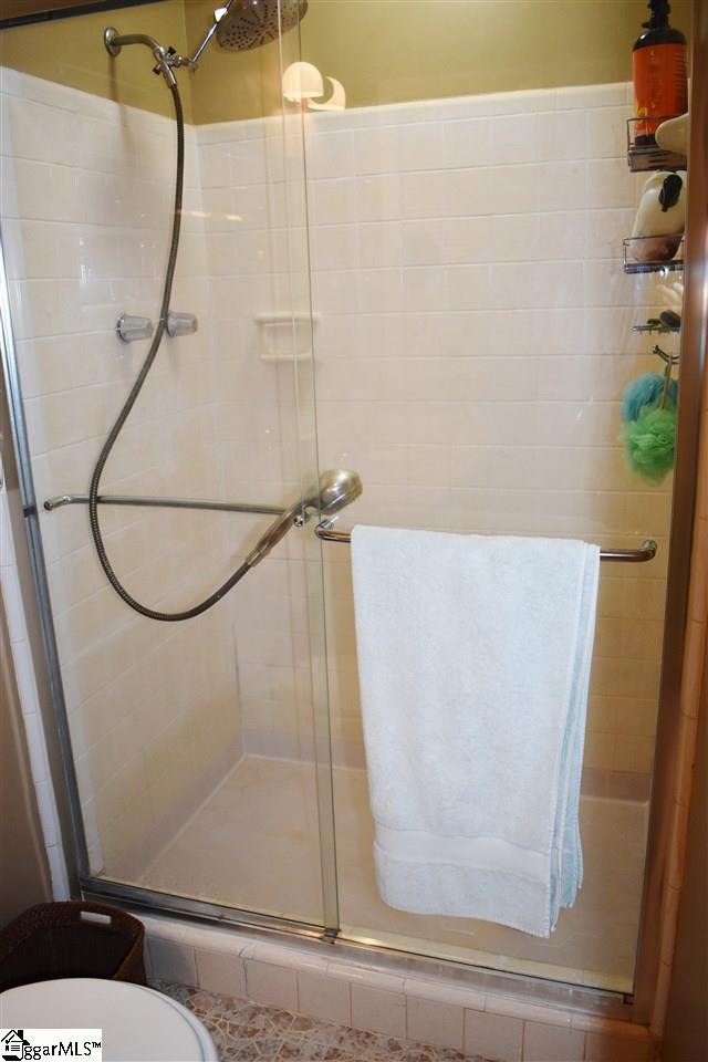 5 Roe Court Greenville, SC 29617 - Photo 14 of 36 Gallery Image 14