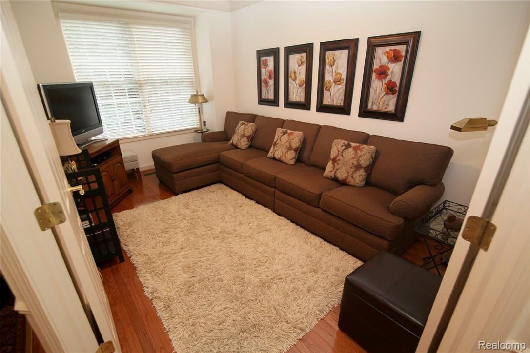 3693 Tremonte Circle, Unit 71 Rochester, MI 48306 - Photo 29 of 51 IMG_0043.JPG