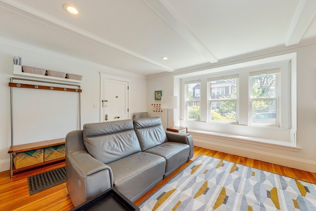 32 Holden Road, Unit 32 Belmont, MA 02478 - Photo 4 of 20