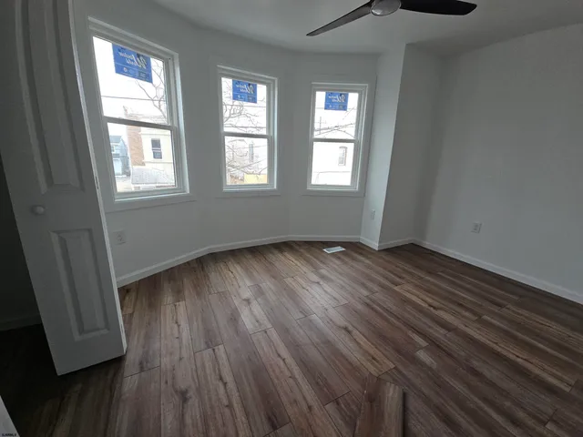 $2,300 | 902 Keener Avenue, Atlantic City, NJ 08401