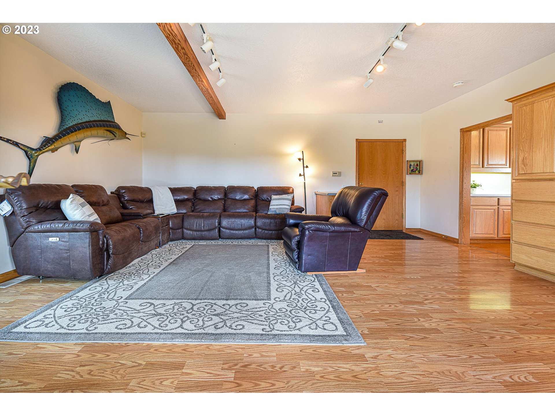 87424 Halderson Road Eugene, OR 97402 - Photo 11 of 32 Family Room
