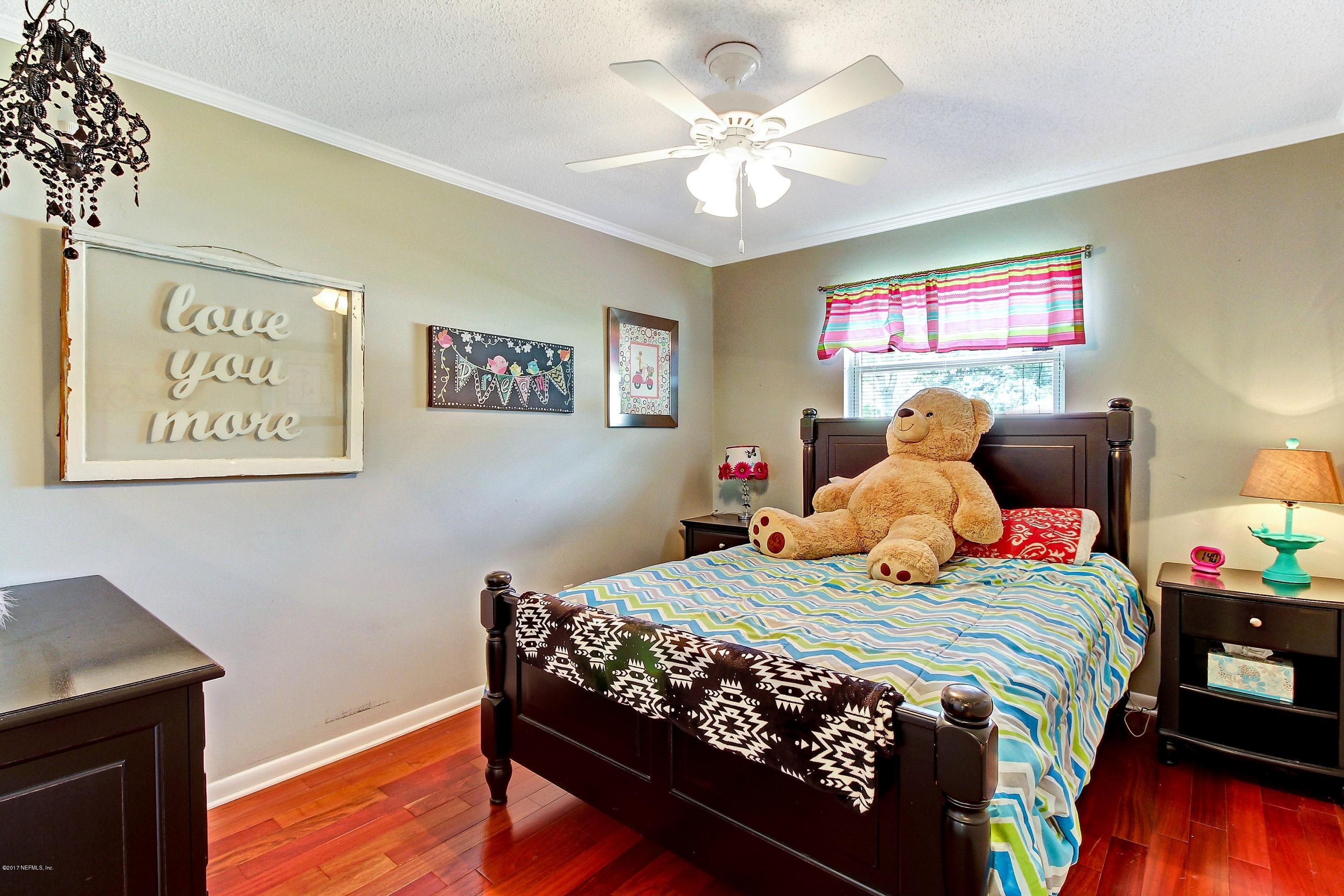 4998 Rathbone Drive Jacksonville, FL 32257 - Photo 15 of 28 Guest Bedroom 4