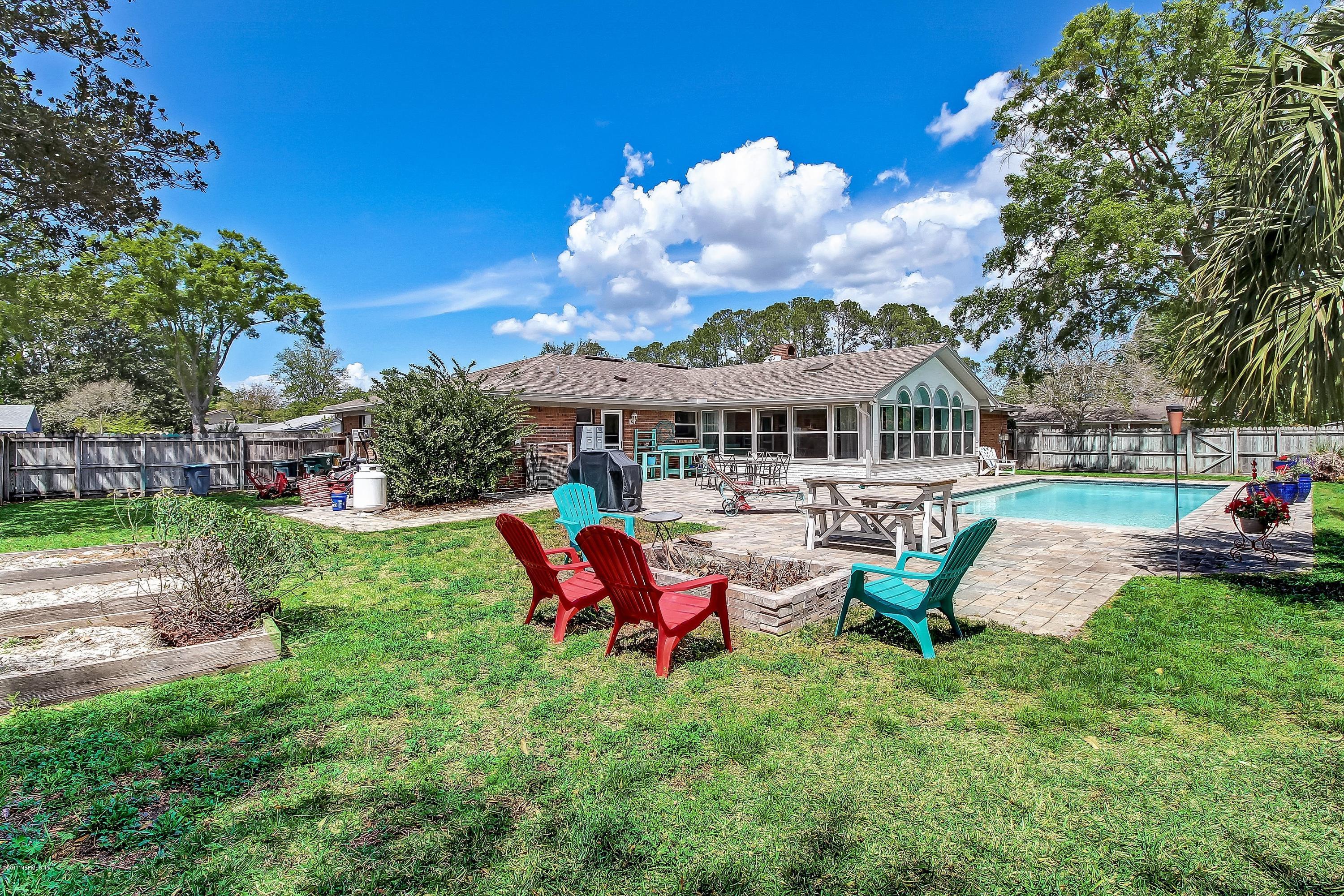 4998 Rathbone Drive Jacksonville, FL 32257 - Photo 17 of 28 Firepit