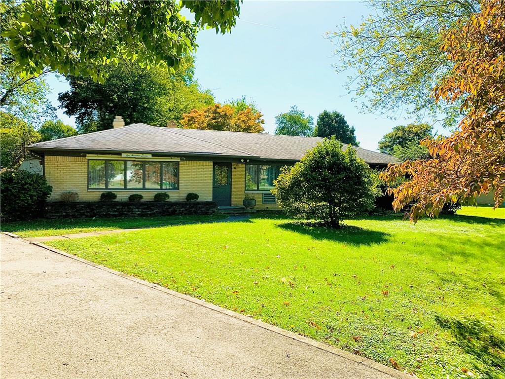 107 West Banta Road Indianapolis, IN 46217 - Photo 1 of 18 Gallery Image 1