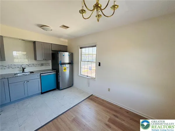 $1,600 | 203 East Emmaus Avenue, Unit 2, Allentown, PA 18103