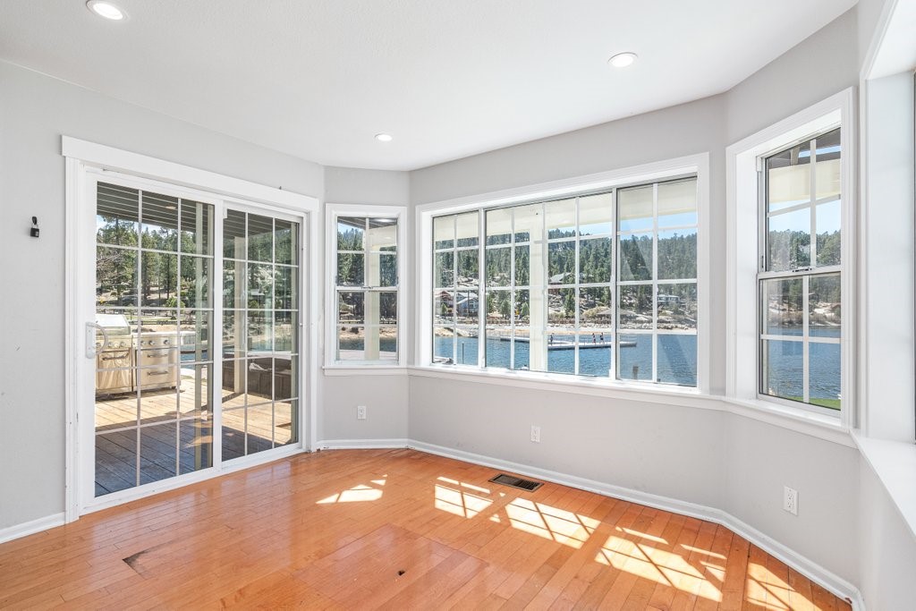 735 Tayles Point Road Big Bear Lake, CA 92315 - Photo 6 of 45