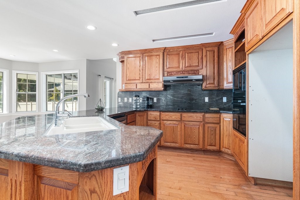 735 Tayles Point Road Big Bear Lake, CA 92315 - Photo 8 of 45