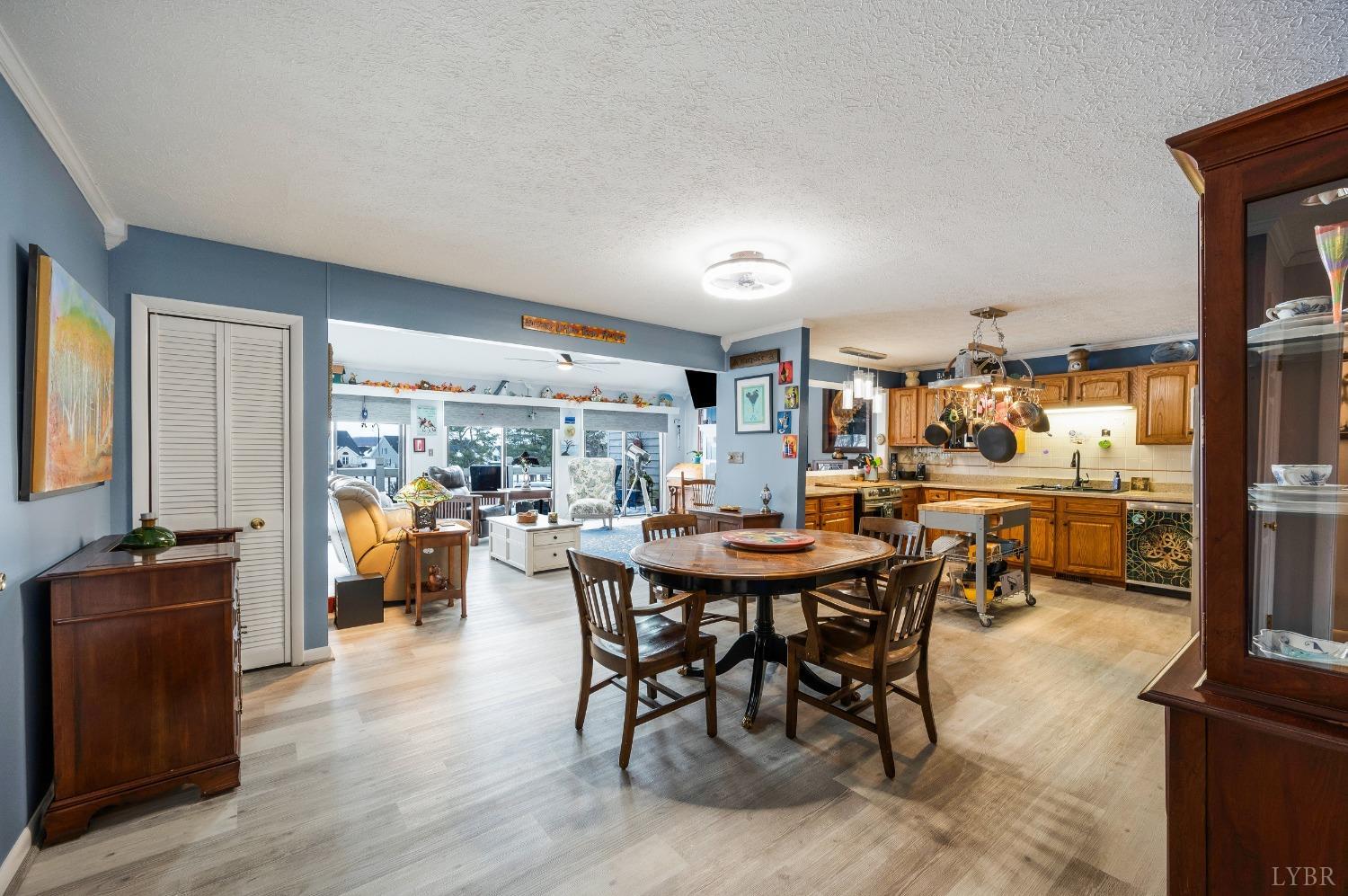 240 Shaker Lane Forest, VA 24551 - Photo 7 of 54