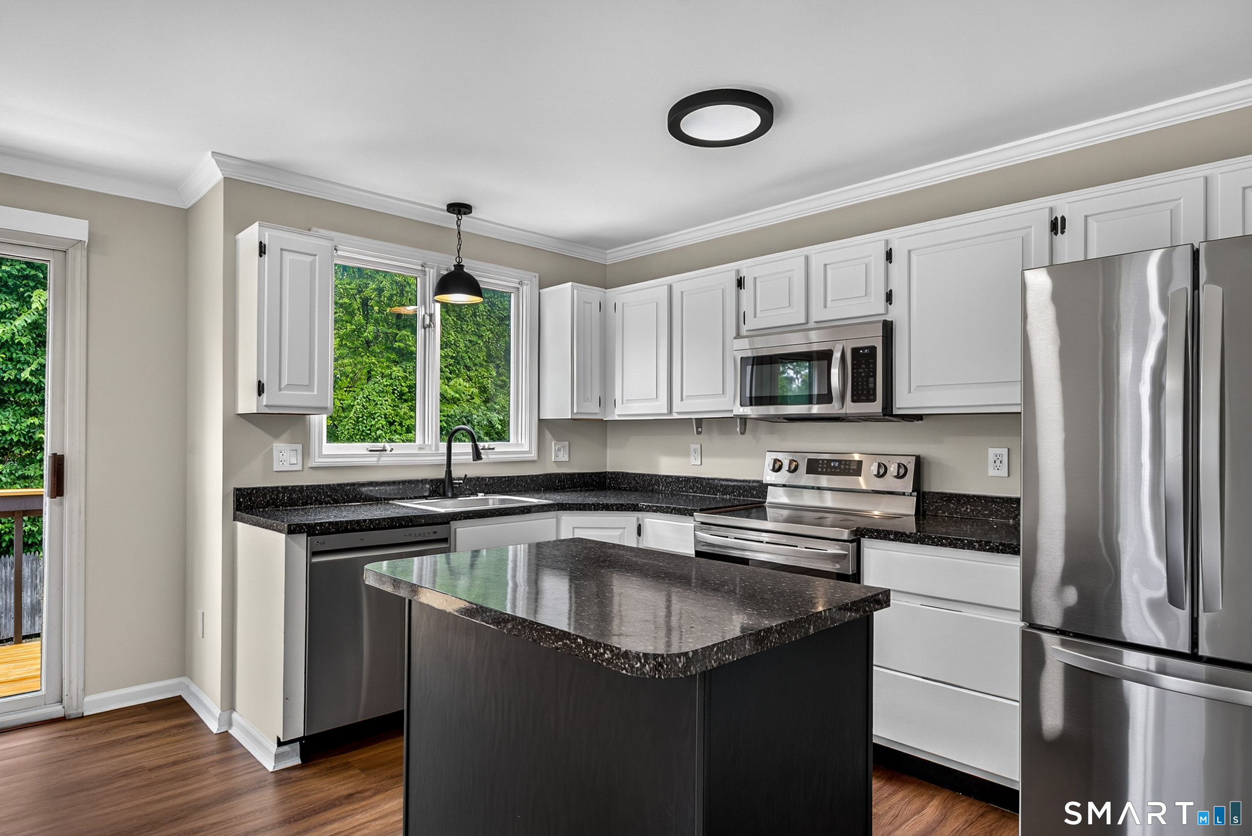 59 Ridge Road, Unit 59 Wethersfield, CT 06109 - Photo 8 of 32