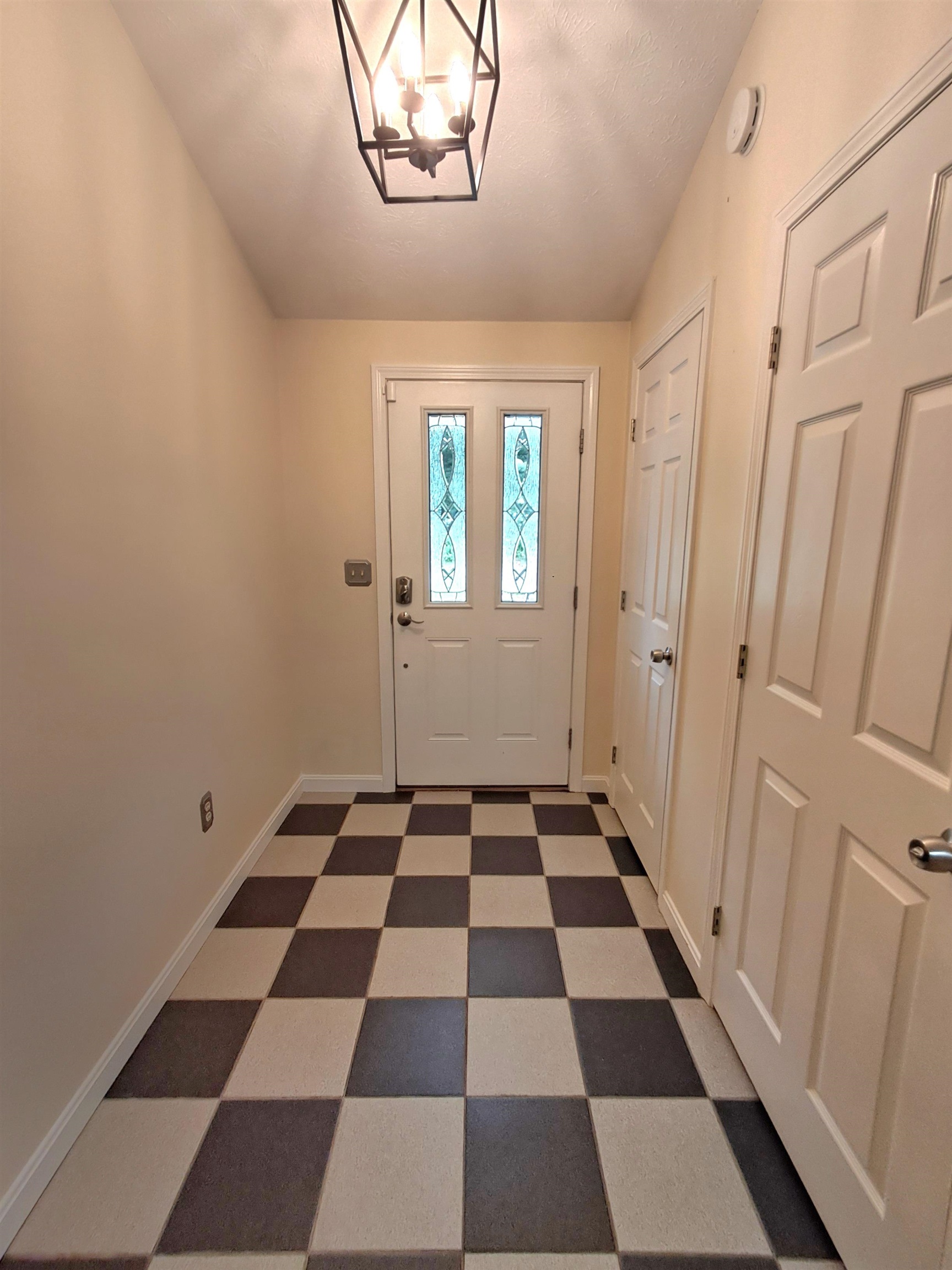 4 Sterling Way Hudson, NH 03051 - Photo 4 of 46