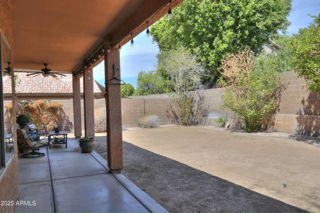 a view of outdoor space