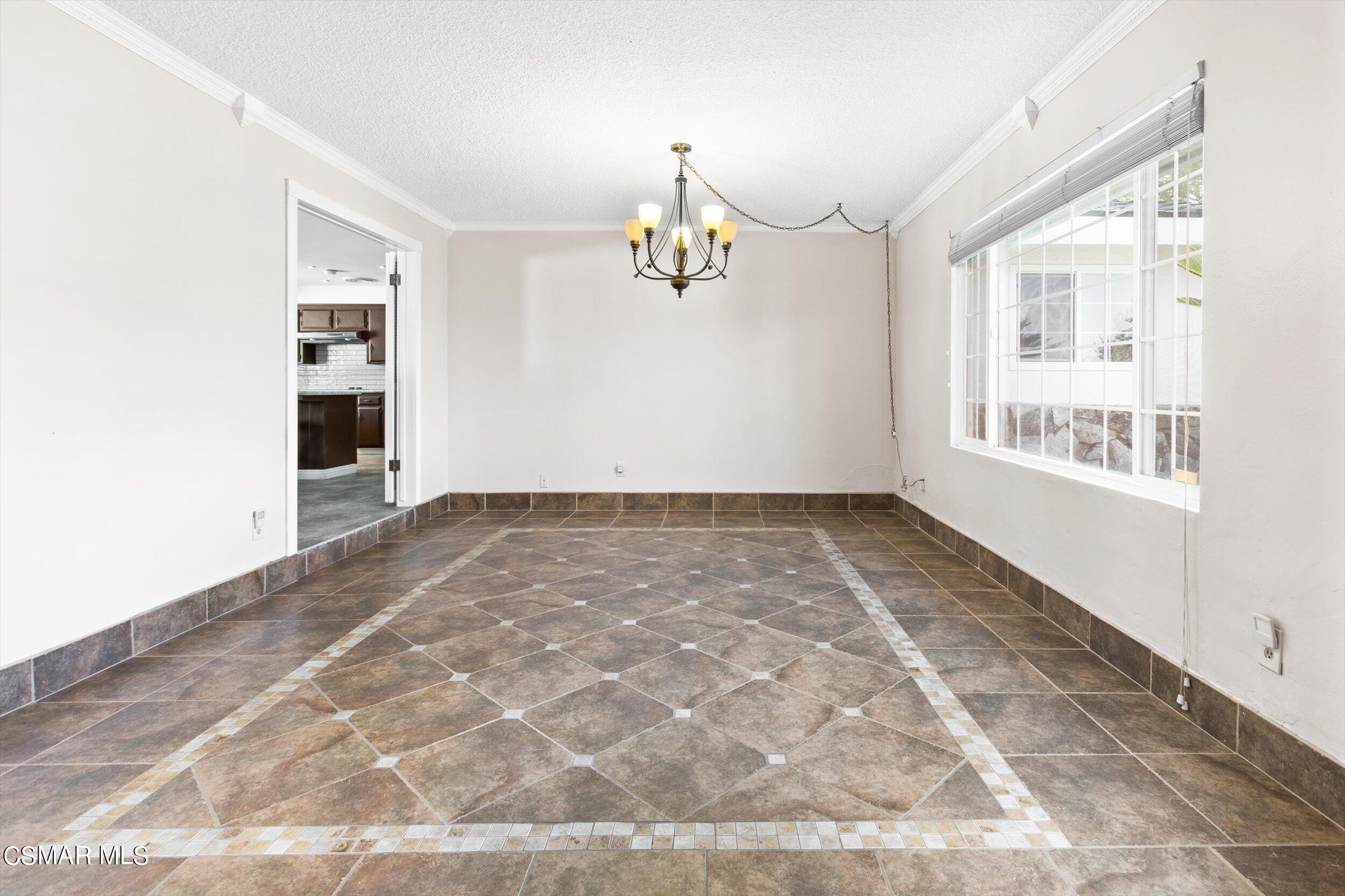 3512 Crest Drive Bakersfield, CA 93306 - Photo 19 of 40 a view of empty room with wooden floor