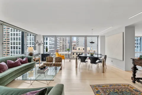 $560,000 | 880 North Lake Shore Drive, Unit 12GH, Chicago, IL 60611