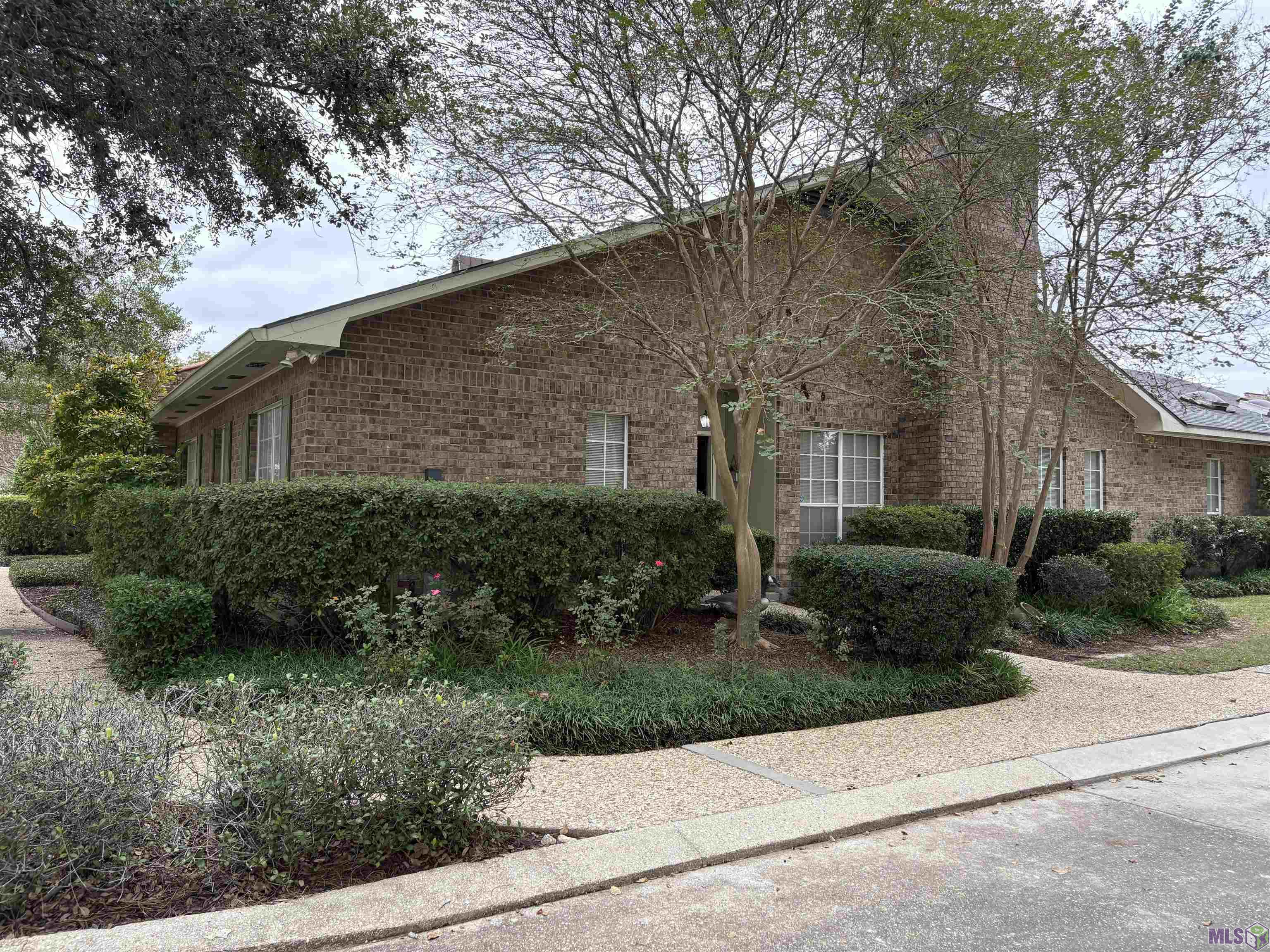 1653 Sharp Road Baton Rouge, LA 70815 - Photo 4 of 21