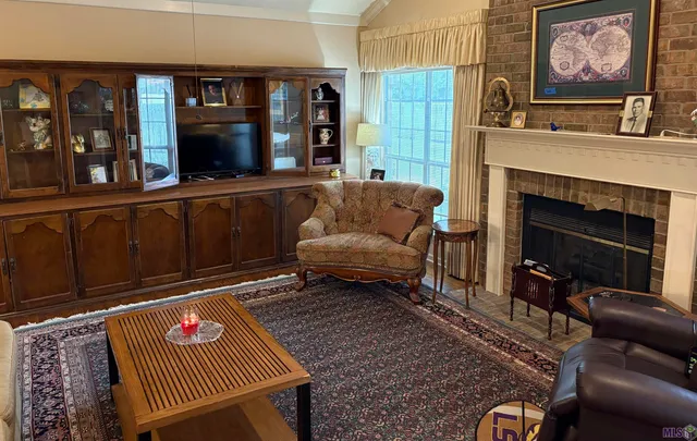 $249,900 | 1653 Sharp Road, Baton Rouge, LA 70815