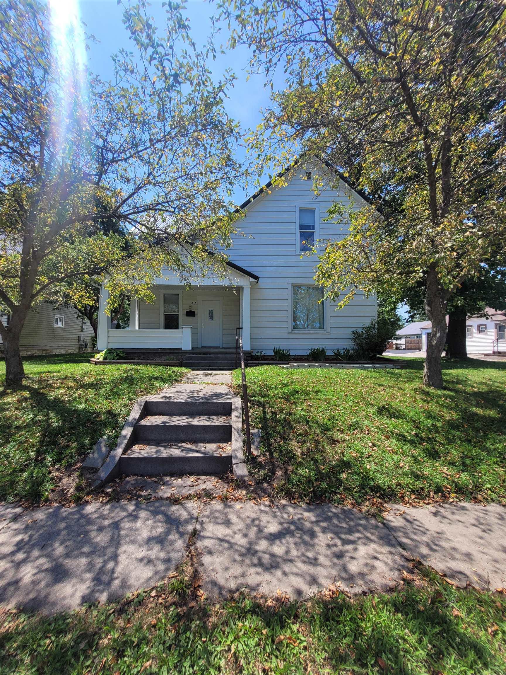 816 High Street Decatur, IN 46733 - Photo 1 of 20