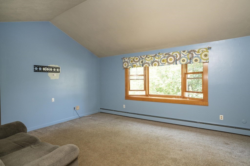 1 Nicholas Road Milford, MA 01757 - Photo 4 of 37 Gallery Image 4