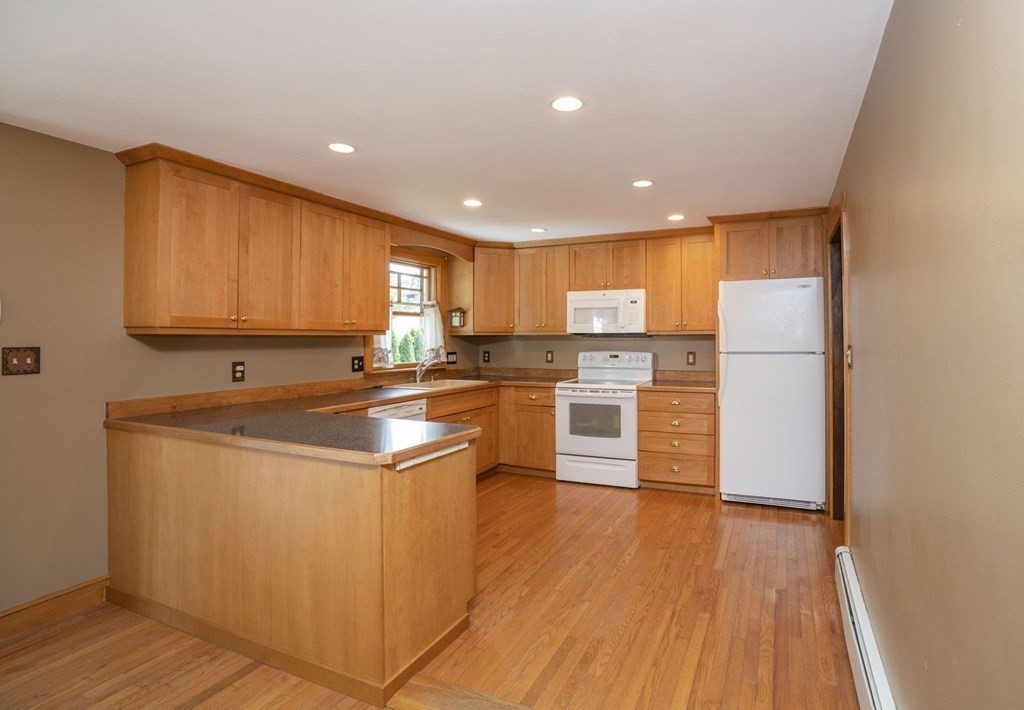 1 Nicholas Road Milford, MA 01757 - Photo 6 of 37 Gallery Image 6