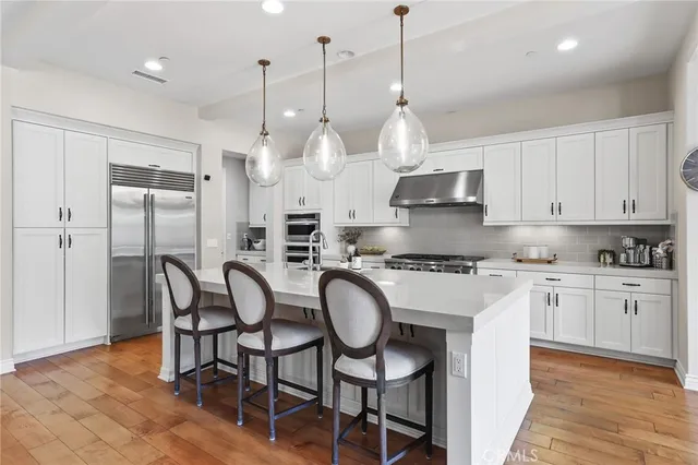 $4,080,000 | 10 Shadybend, Irvine, CA 92602