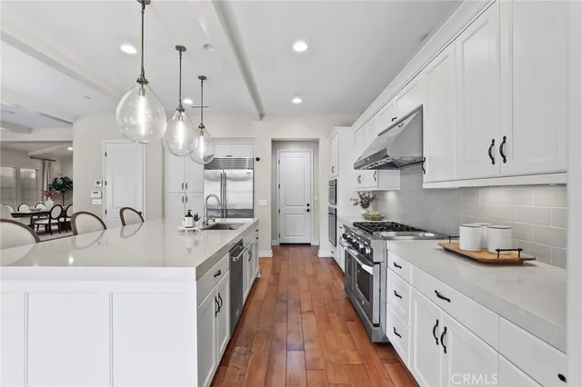 $4,080,000 | 10 Shadybend, Irvine, CA 92602