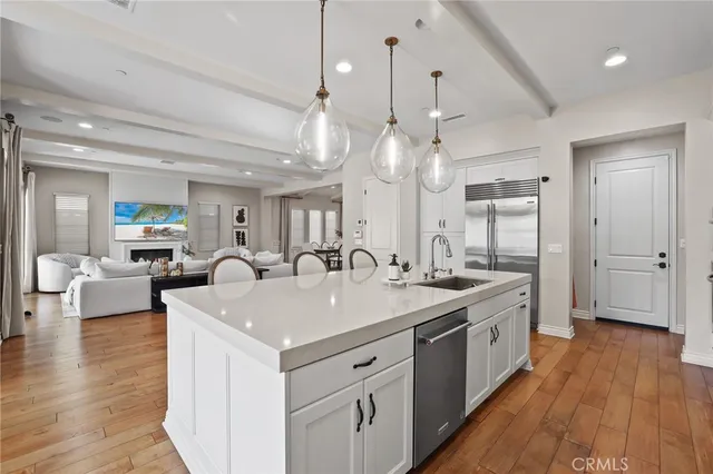 $4,080,000 | 10 Shadybend, Irvine, CA 92602