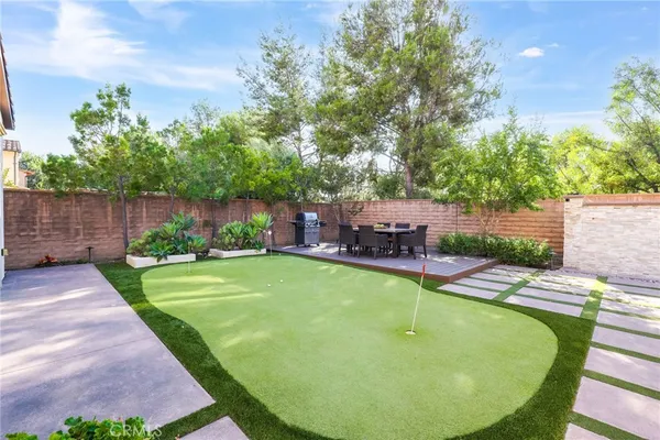 $4,080,000 | 10 Shadybend, Irvine, CA 92602