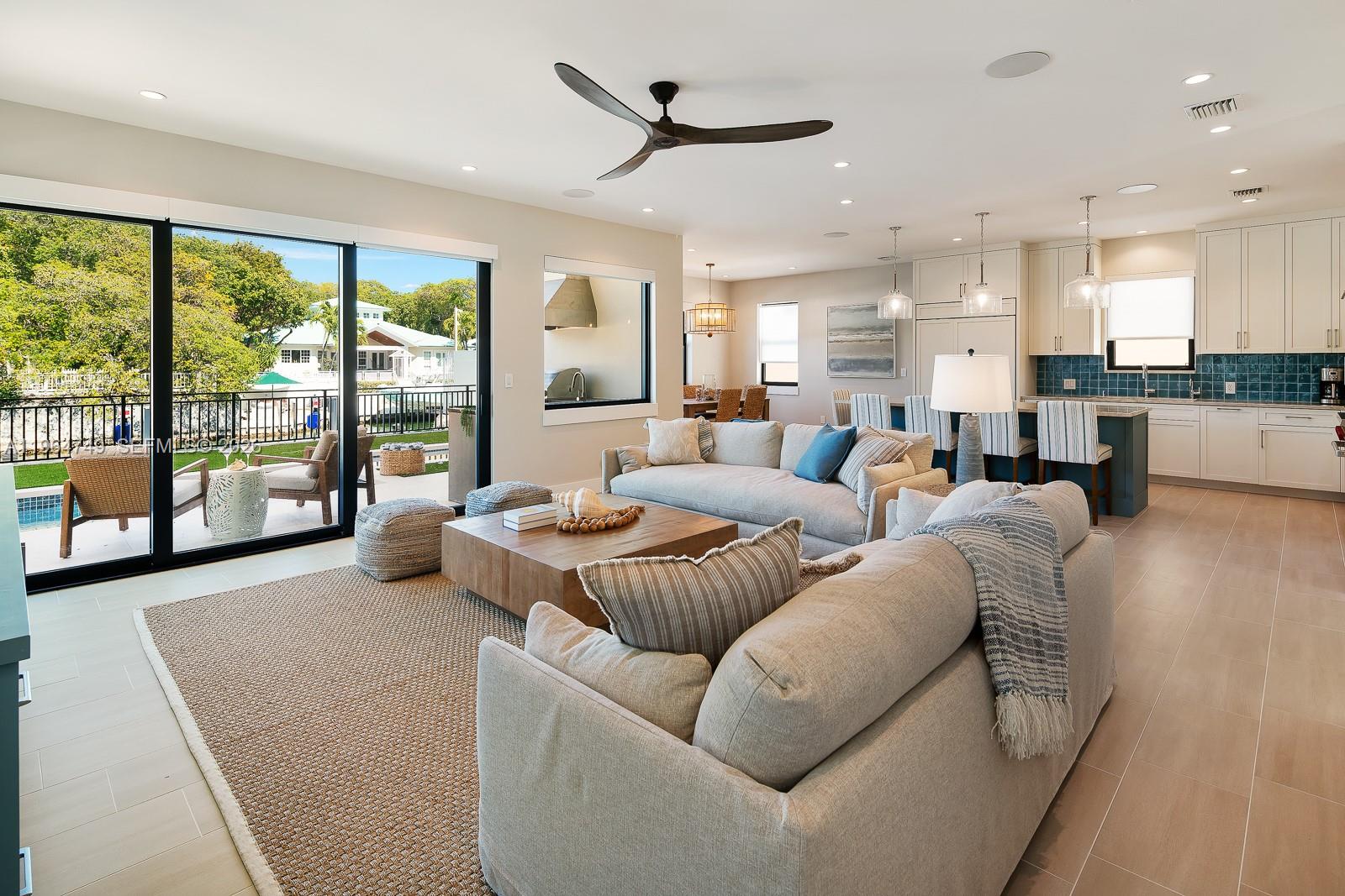 16 Bass Avenue Key Largo, FL 33037 - Photo 12 of 48