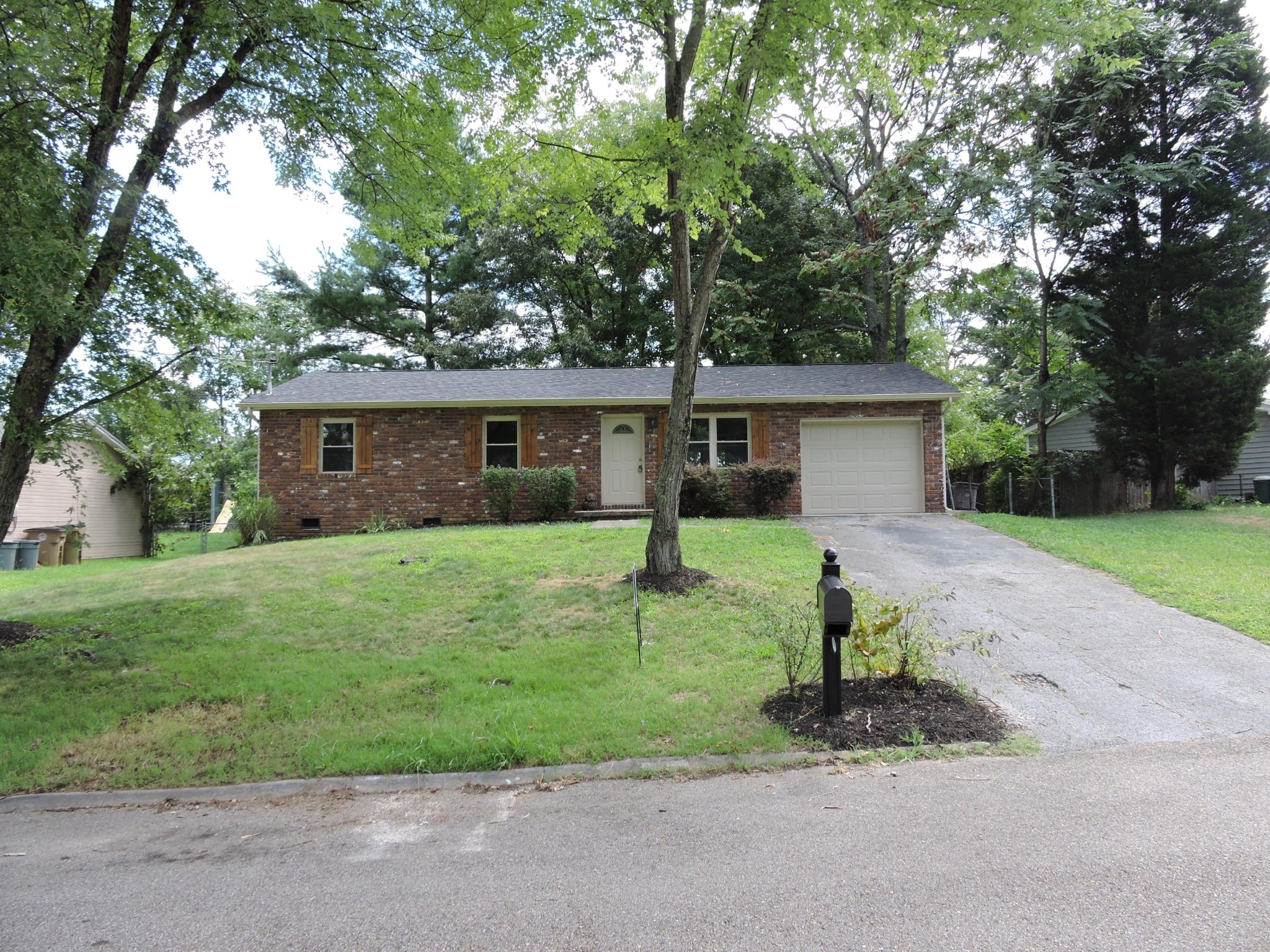 4112 Abercorn Road Knoxville, TN 37921 - Photo 3 of 20 Gallery Image 3