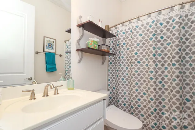 $1,235,000 | 1624 Emory Oak Drive, Charlotte, NC 28270