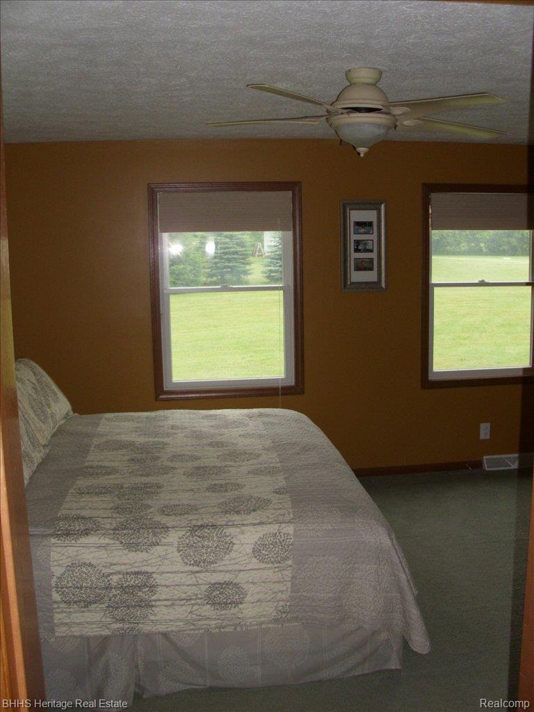 5457 Hogback Road Fowlerville, MI 48836 - Photo 5 of 18 Large Master Suite