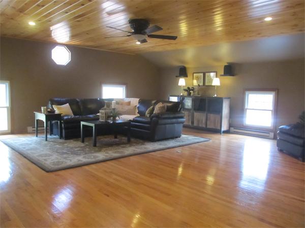 1 Old Village Road Sturbridge, MA 01566 - Photo 13 of 30 Gallery Image 13